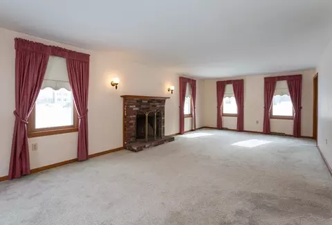 28 Bridle Path Rd, Dracut, MA 01826 photo 11