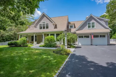 239 Oxford Dr, Barnstable, MA 02635