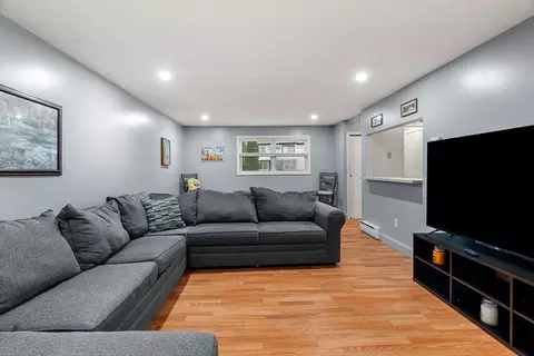 20 Mason Ct #20, Amesbury, MA 01913
