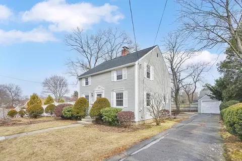 Exterior - 231 Dayton St, Springfield, MA 01118 photo 3 of 7