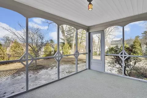 Exterior - 231 Dayton St, Springfield, MA 01118 photo 5 of 7