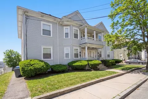 215 Ash St #3, Waltham, MA 02453