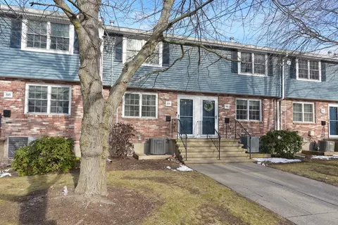 88 Durham Rd #88, Dedham, MA 02026 photo 2