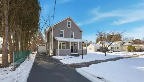 27 Massachusetts Ave, Longmeadow, MA 01106