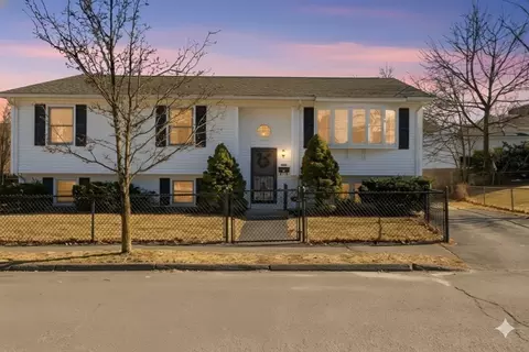 Exterior - 51 Thurman St, Everett, MA 02149 photo 6 of 7