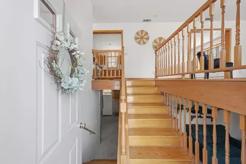 Entry Way - 51 Thurman St, Everett, MA 02149 photo 1 of 3
