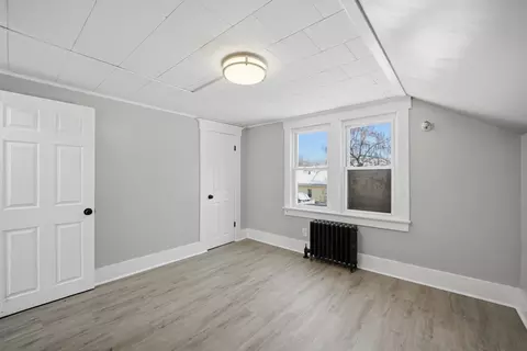 87 Fenwick St, Springfield, MA 01109 photo 18