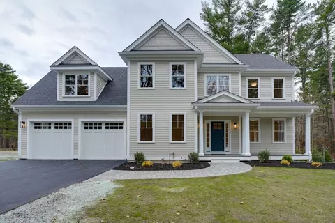 23 Winter St, Medfield, MA 02052