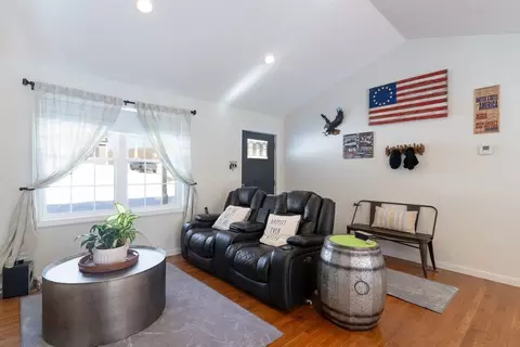 36 Nelson St, Warren, MA 01083 photo 13