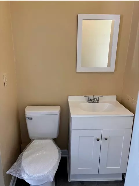 89 Cedar St, Springfield, MA 01105 photo 8