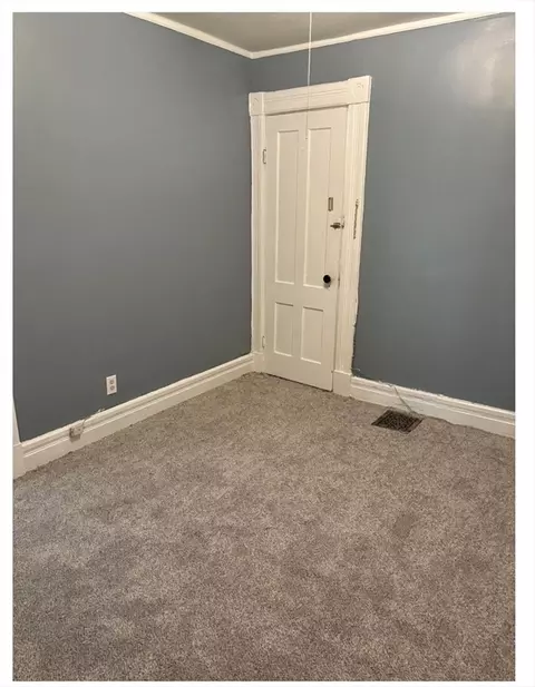 89 Cedar St, Springfield, MA 01105 photo 11