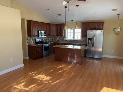 91 Agawam Lake Shore Dr, Wareham, MA 02571 photo 8