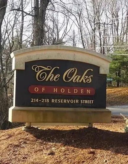 216 Reservoir St #208, Holden, MA 01520