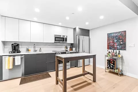 932 Broadway #208, Chelsea, MA 02150