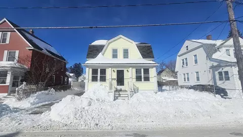 118 Wait, Springfield, MA 01104