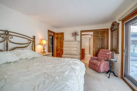 697 Florence Rd, Northampton, MA 01062 photo 16