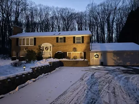 697 Florence Rd, Northampton, MA 01062 photo 41