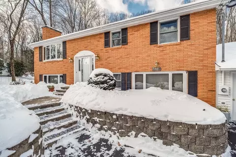 697 Florence Rd, Northampton, MA 01062