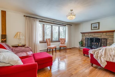 697 Florence Rd, Northampton, MA 01062 photo 14