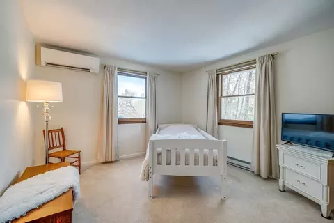 697 Florence Rd, Northampton, MA 01062 photo 20