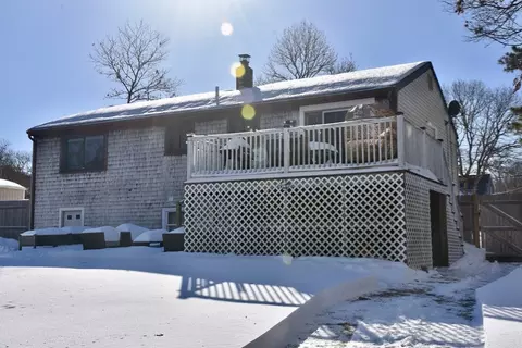 Exterior - 61 Thom Ave, Bourne, MA 02532 photo 4 of 6