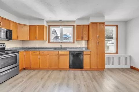 115 Orient St, Worcester, MA 01604 photo 16