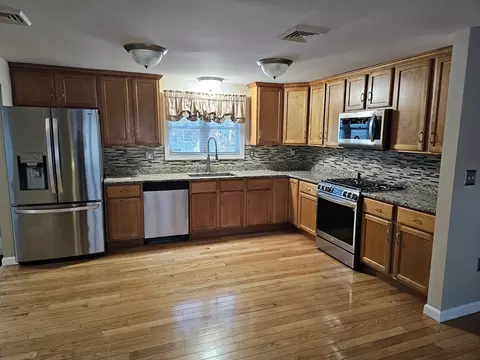 223 Charge Pond Rd, Wareham, MA 02571 photo 3