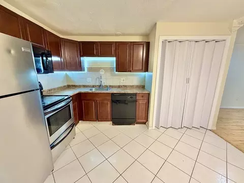 21 Central Ave #10, Everett, MA 02149 photo 4