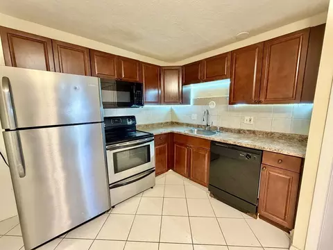 21 Central Ave #10, Everett, MA 02149 photo 3