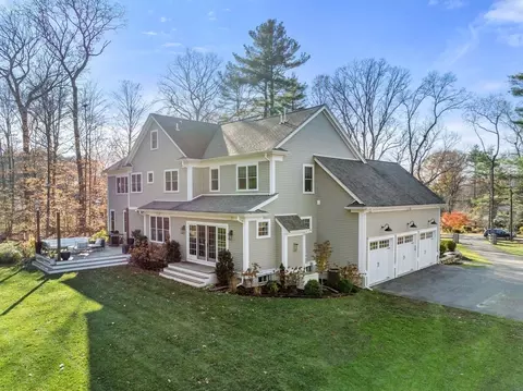 61 Glen St, Dover, MA 02030 photo 2