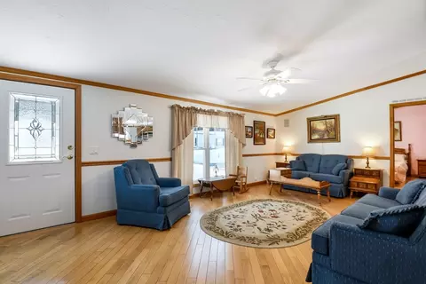 22 Bayberry Dr, Gardner, MA 01440 photo 8