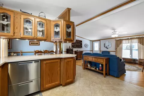 22 Bayberry Dr, Gardner, MA 01440 photo 13