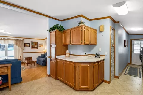 22 Bayberry Dr, Gardner, MA 01440 photo 15