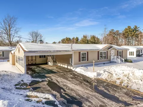 22 Bayberry Dr, Gardner, MA 01440 photo 3