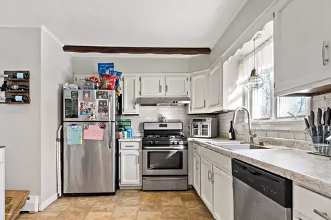 Kitchen - 677 Oak Grove Ave, Fall River, MA 02720 photo 2 of 3