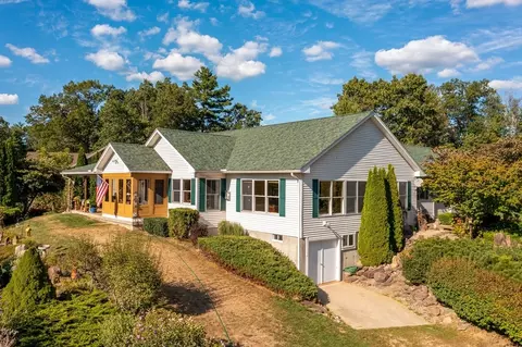 21 Old County Rd, Southampton, MA 01073