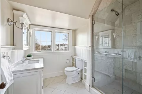 43 Druce St, Brookline, MA 02445 photo 21