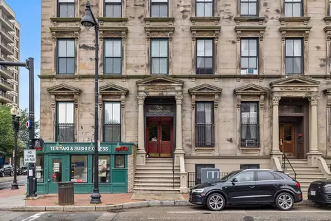705 Massachusetts Ave #8, Boston, MA 02118