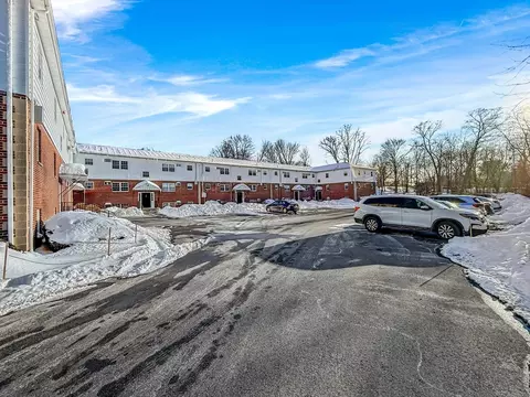 6 Venice St #B3, Danvers, MA 01923 photo 34