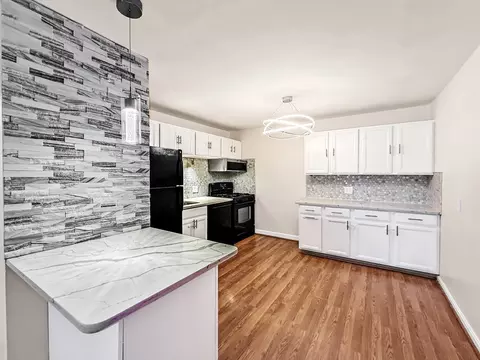 6 Venice St #B3, Danvers, MA 01923 photo 2