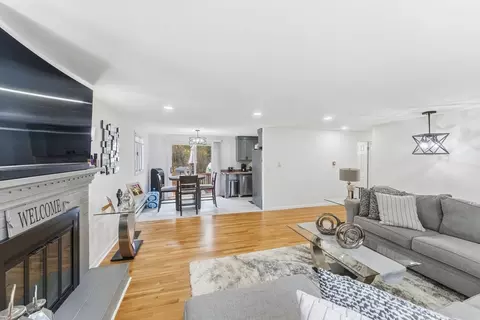 26 Wakefield Ave, Webster, MA 01570 photo 10