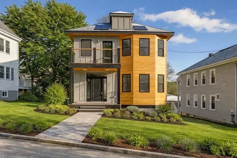 7 Park Ave Ext, Arlington, MA 02474