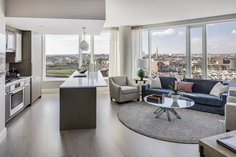 100 Lovejoy Wharf #PH3E, Boston, MA 02114