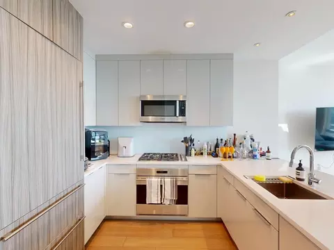188 Brookline Ave #23B, Boston, MA 02215