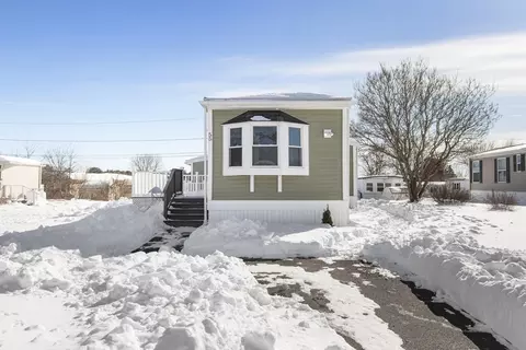 55 Bally Dr, Raynham, MA 02767