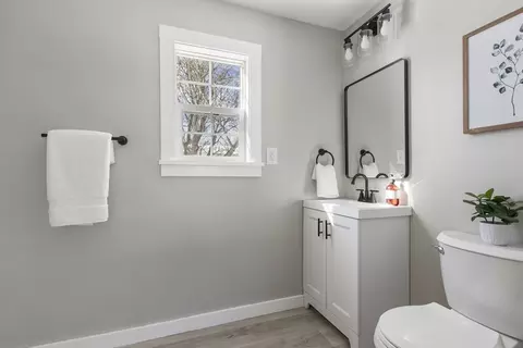 55 Bally Dr, Raynham, MA 02767 photo 13