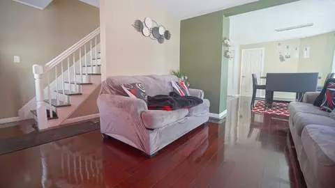 41 Olive St, Springfield, MA 01109 photo 4