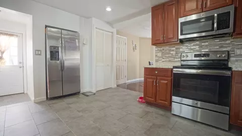 41 Olive St, Springfield, MA 01109 photo 15