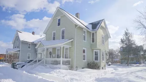 41 Olive St, Springfield, MA 01109 photo 2