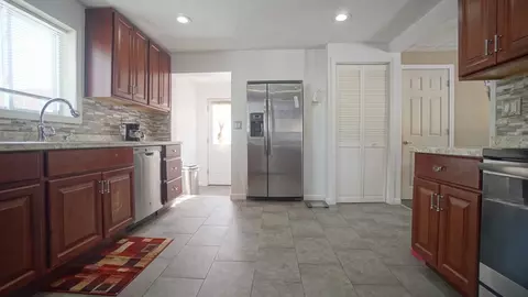 41 Olive St, Springfield, MA 01109 photo 18